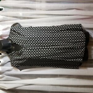 Black and white sleeveless top